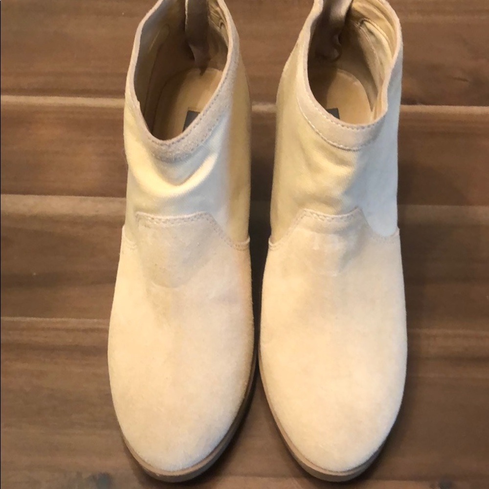 Ankle boots